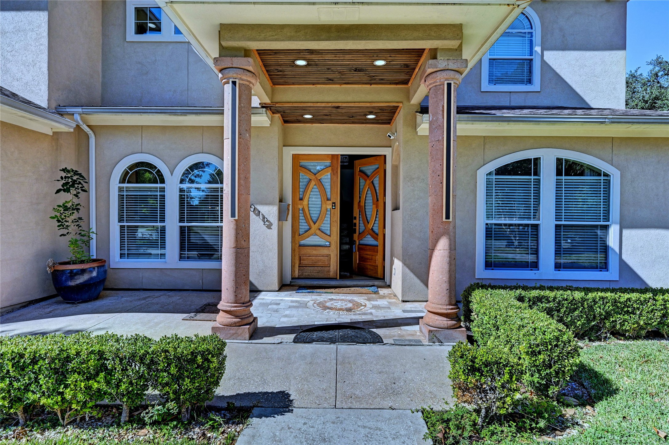2012 Forest Hill Boulevard Houston, TX 77023 - Photo 4 of 50 a front view of a house with garden