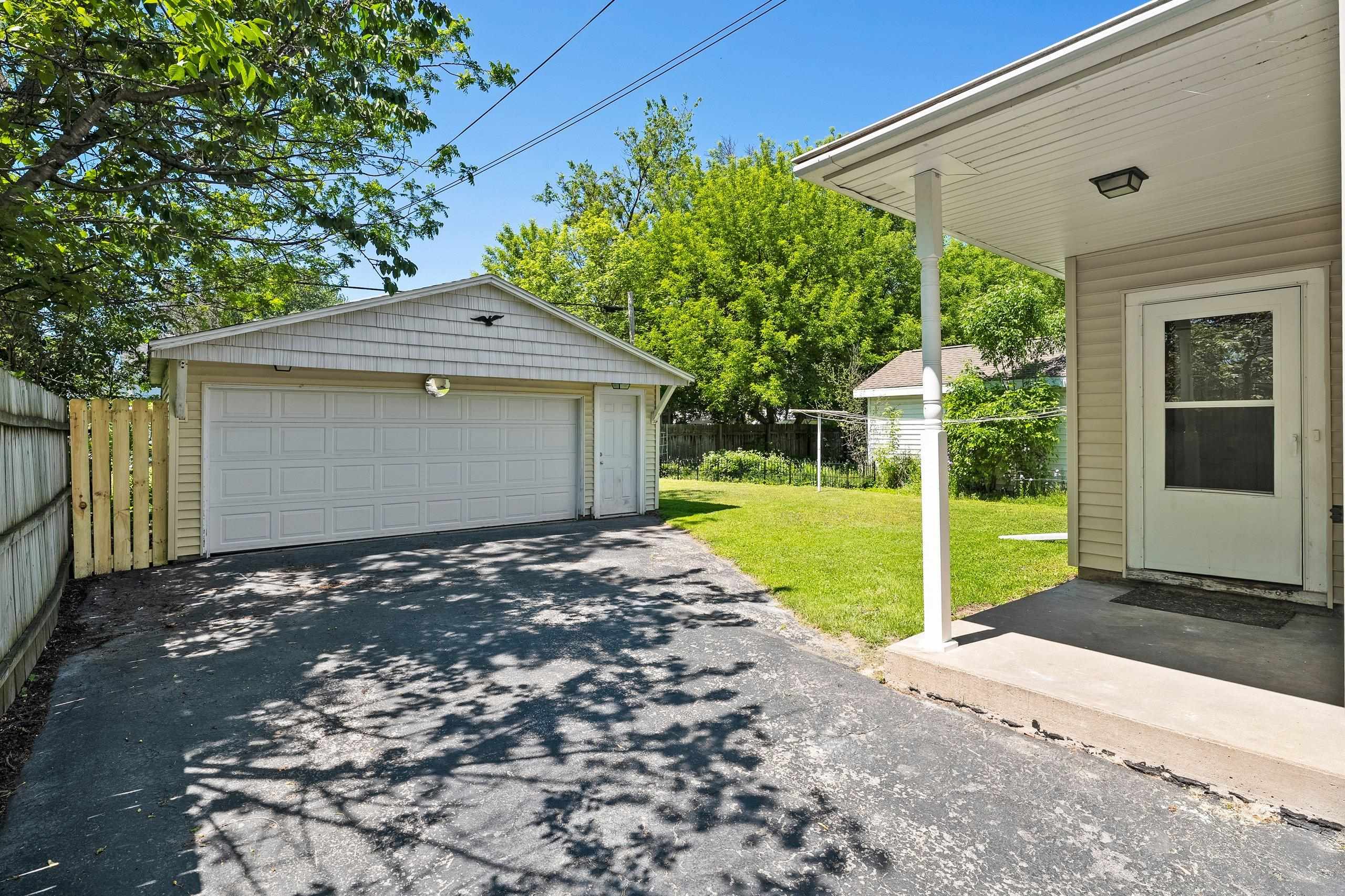 719 North Fair Street Appleton, WI 54911 - Photo 42 of 51