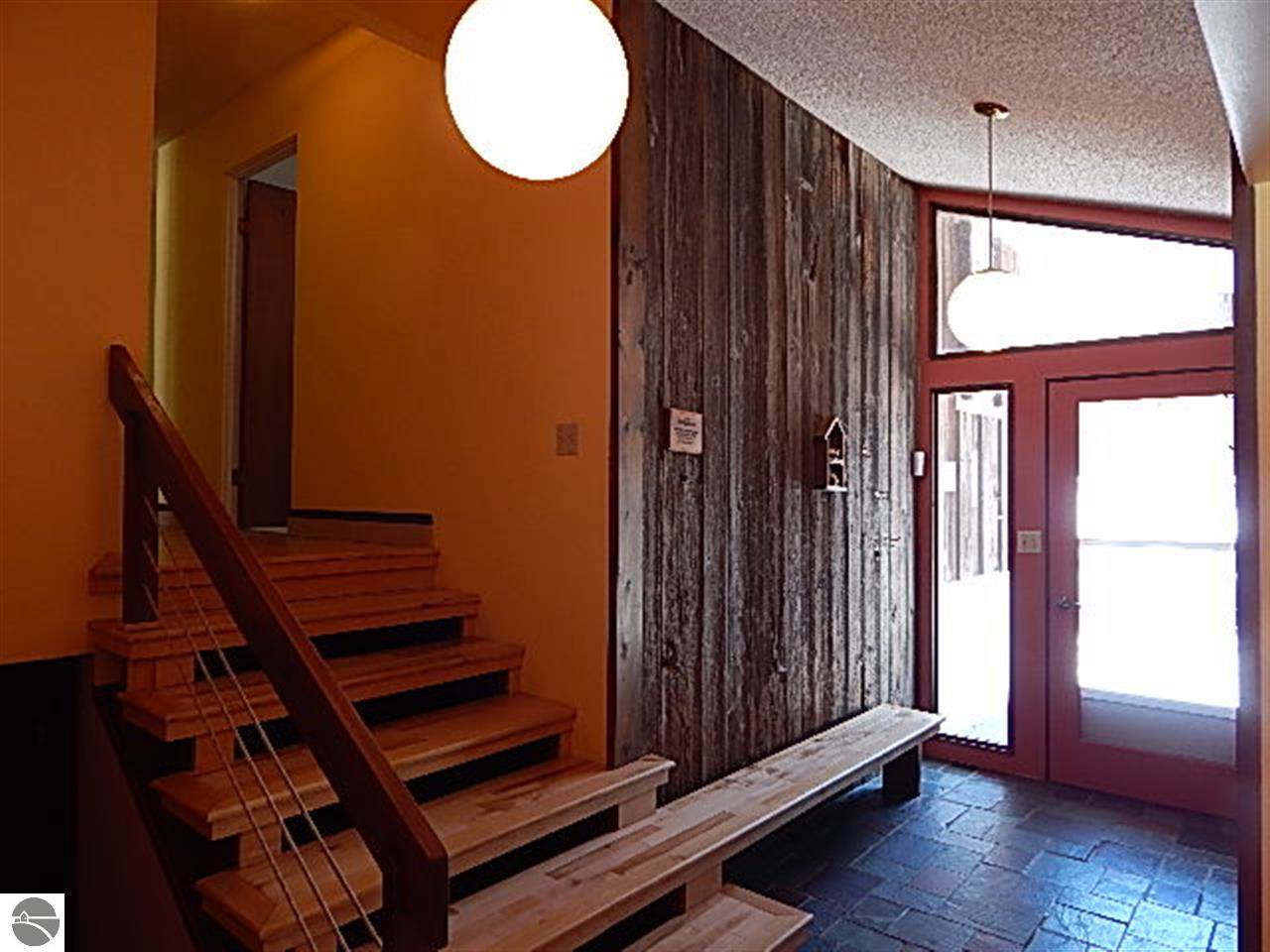 780 South Stony Point Road Suttons Bay, MI 49682 - Photo 4 of 47 1830995-3.JPG