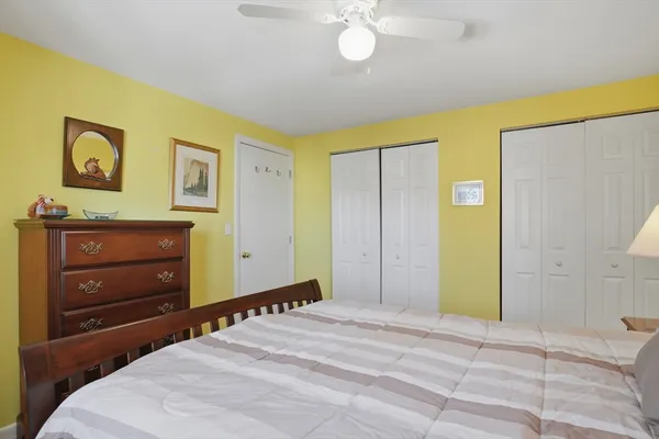 $250,000 | 54 Yorktown Court, Unit 54, Chicopee, MA 01020