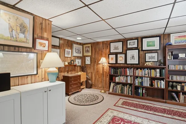 $250,000 | 54 Yorktown Court, Unit 54, Chicopee, MA 01020