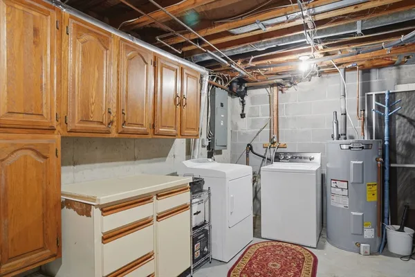 $250,000 | 54 Yorktown Court, Unit 54, Chicopee, MA 01020