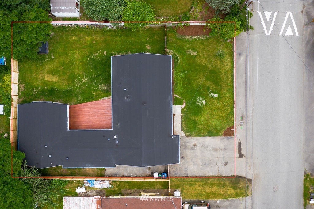 10910 Southeast 181st Street Renton, WA 98055 - Photo 6 of 32 an aerial view of a house having yard
