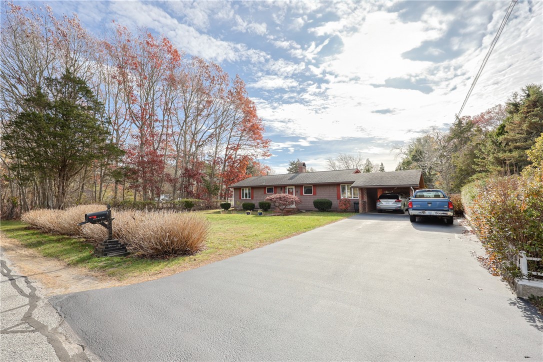 19 West Spruce Street Charlestown, RI 02813 - Photo 2 of 40