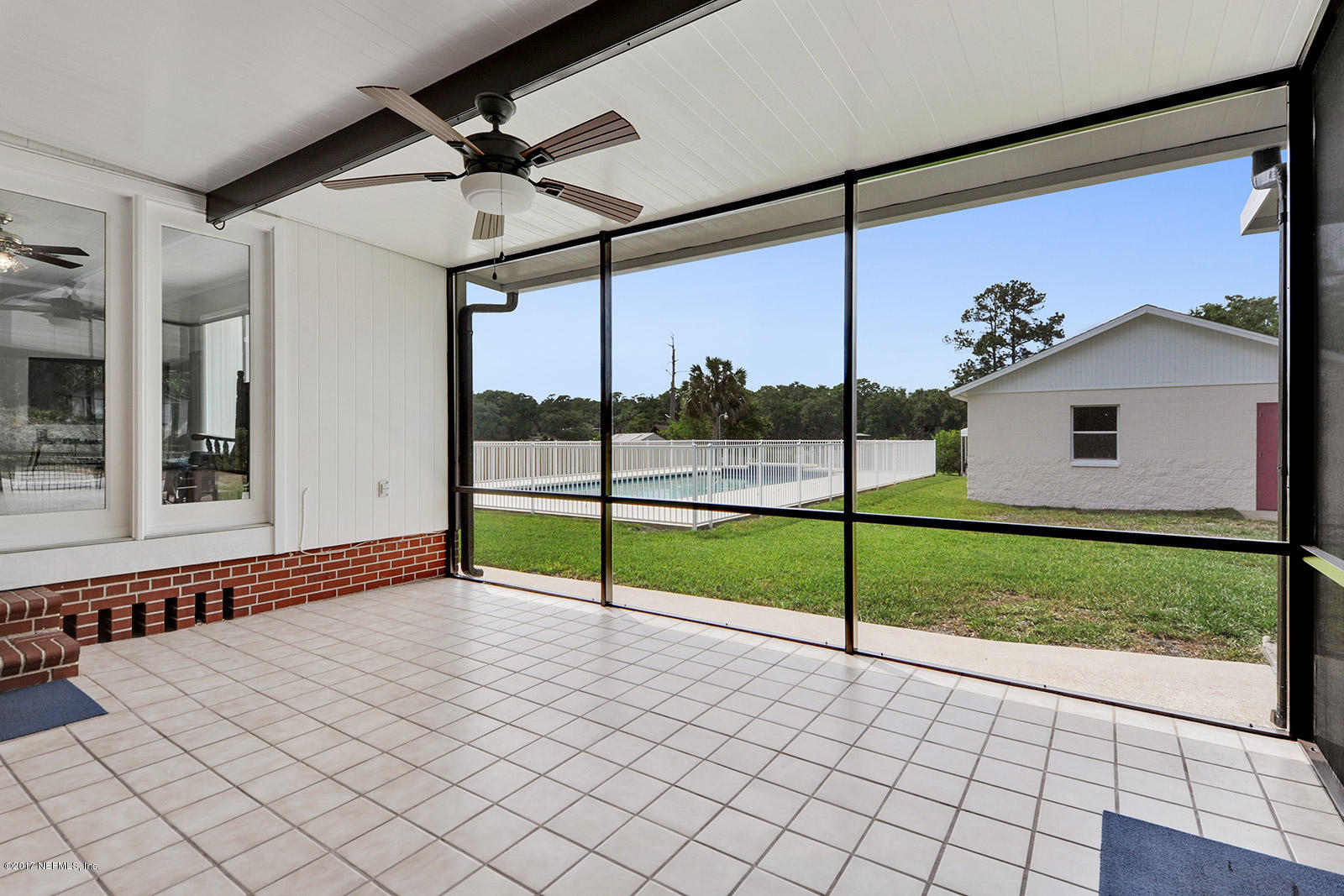 6205 Gloucester Road Jacksonville, FL 32216 - Photo 23 of 35 SCREEN PORCH