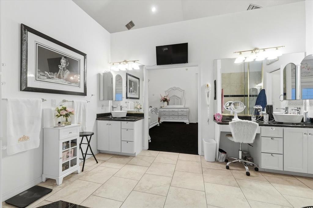 4703 Rambling River Road Brandon, FL 33511 - Photo 14 of 65