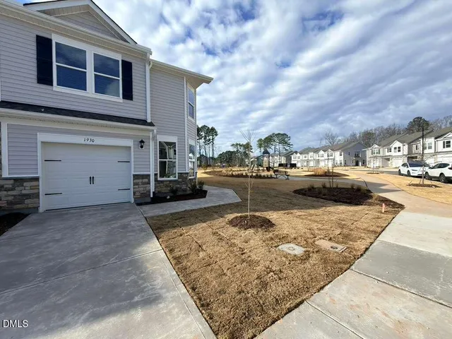 $2,075 | 1930 Hinesley Drive, Durham, NC 27703