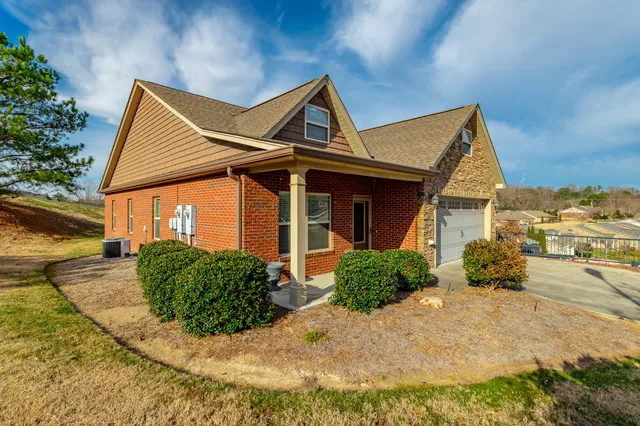 $329,900 | 130 Hillhouse Lane, Ringgold, GA 30736