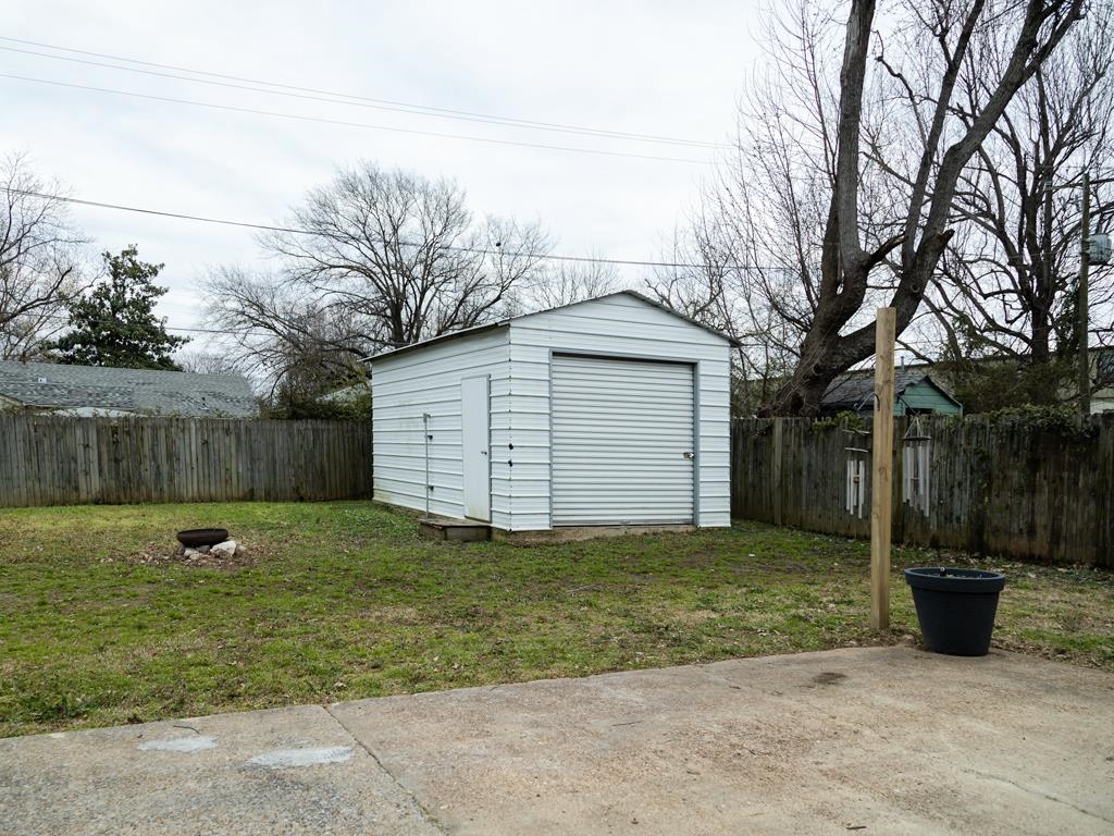 3084 Danville Road Memphis, TN 38118 - Photo 19 of 19 Shop 20x12, Wired, On Concrete Slab