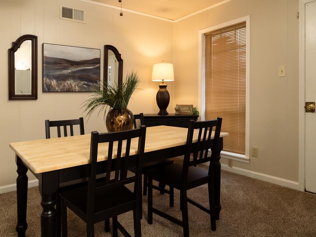 3084 Danville Road Memphis, TN 38118 - Photo 6 of 19 Dining Room View 2