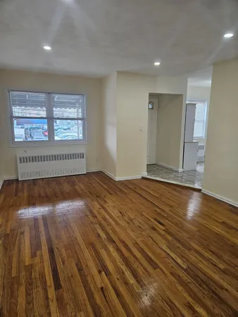 $2,800 | 42-41 191st Street, Unit 2 | Auburndale