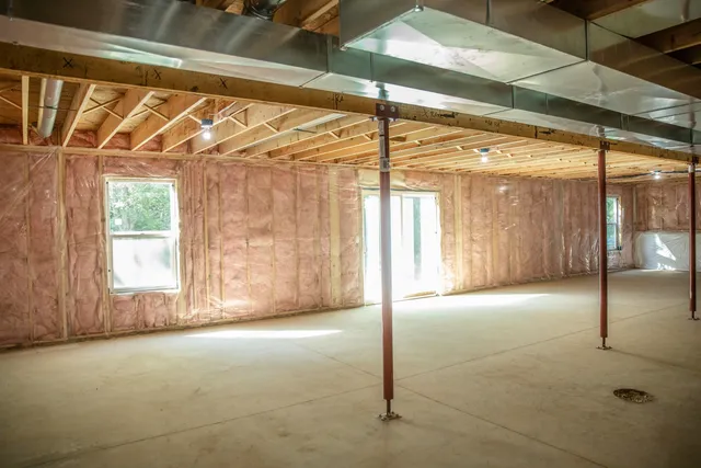 $395,000 | 911 Harsevoort, Clinton, WI 53525