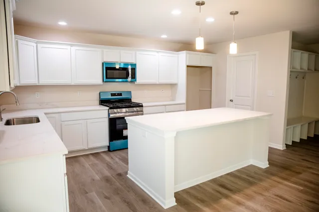 $395,000 | 911 Harsevoort, Clinton, WI 53525