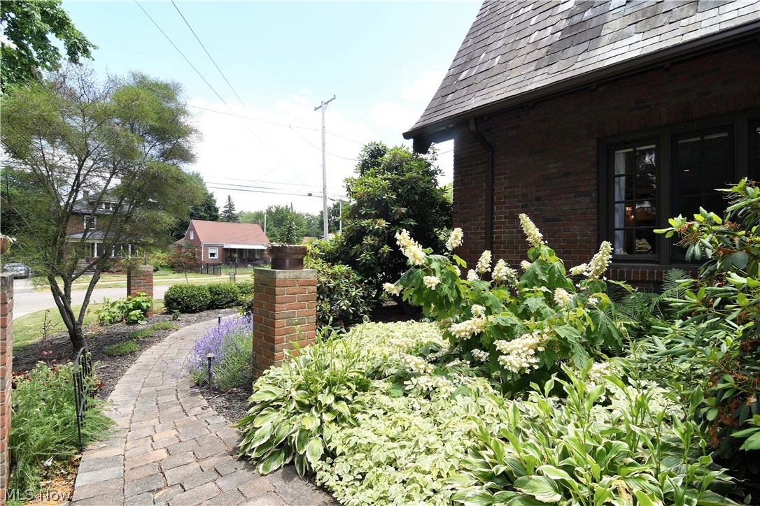 340 Merriman Road Akron, OH 44303 - Photo 30 of 35 Gallery Image 30