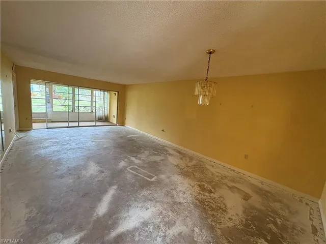 $149,000 | 325 Charlemagne Boulevard, Unit 101A, Naples, FL 34112