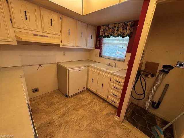 $149,000 | 325 Charlemagne Boulevard, Unit 101A, Naples, FL 34112