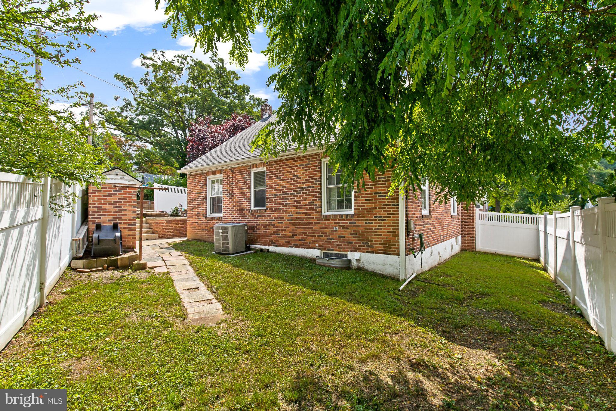 605 Rathton Road York, PA 17403 - Photo 37 of 39 Gallery Image 37
