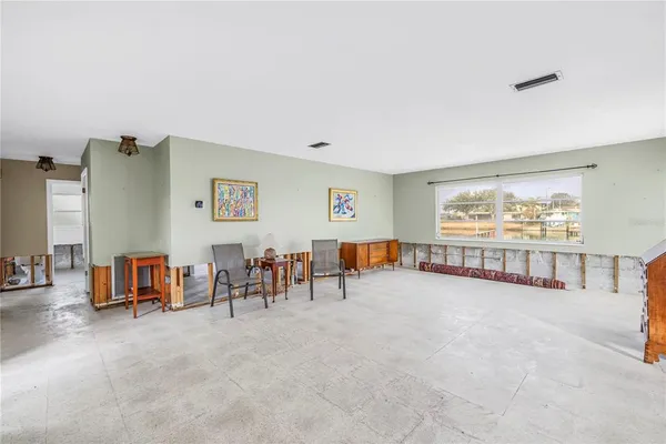 $1,050,000 | 380 Belle Point Drive, St. Pete Beach, FL 33706