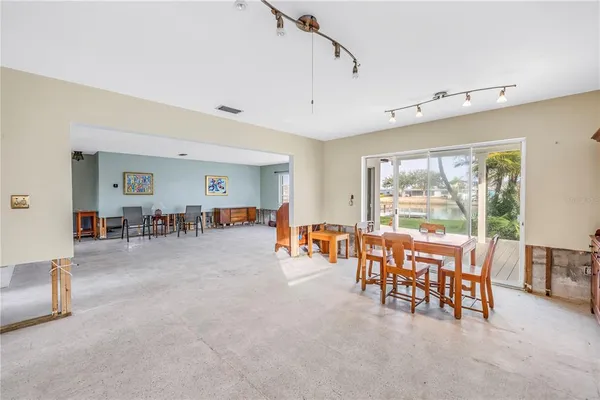 $1,050,000 | 380 Belle Point Drive, St. Pete Beach, FL 33706
