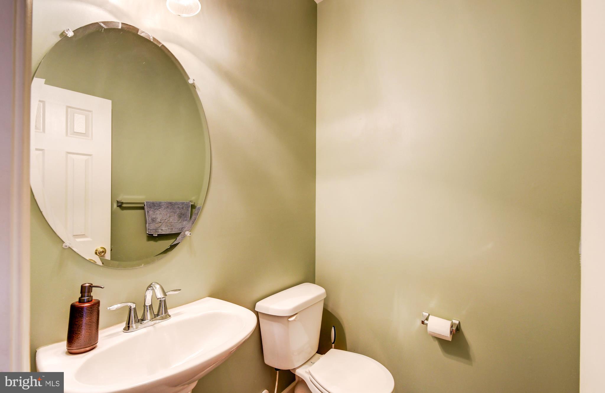 807 Middle River Road Baltimore, MD 21220 - Photo 25 of 27