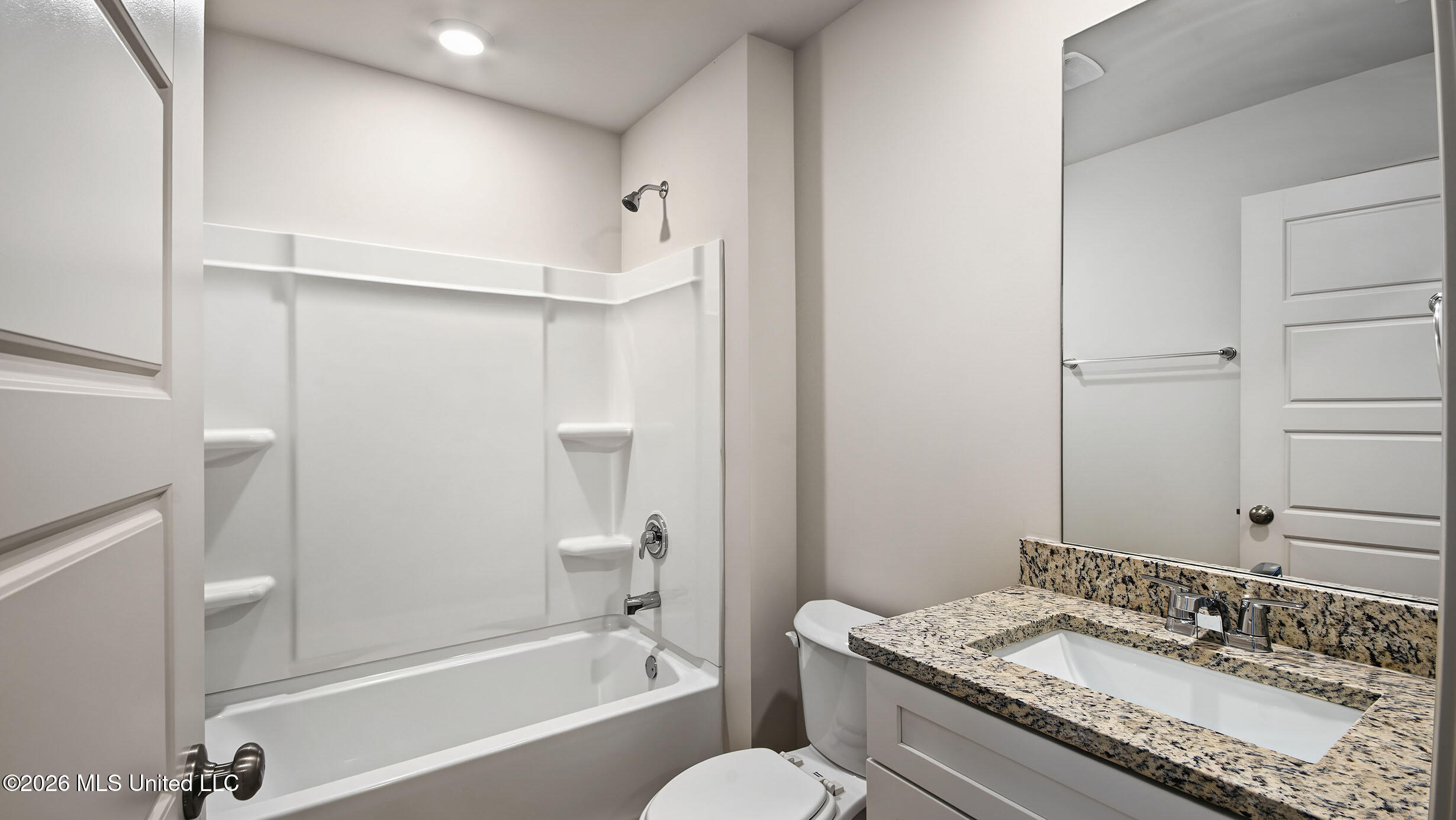 217 Raulston Drive Byram, MS 39272 - Photo 20 of 24 20 - Guest Bath