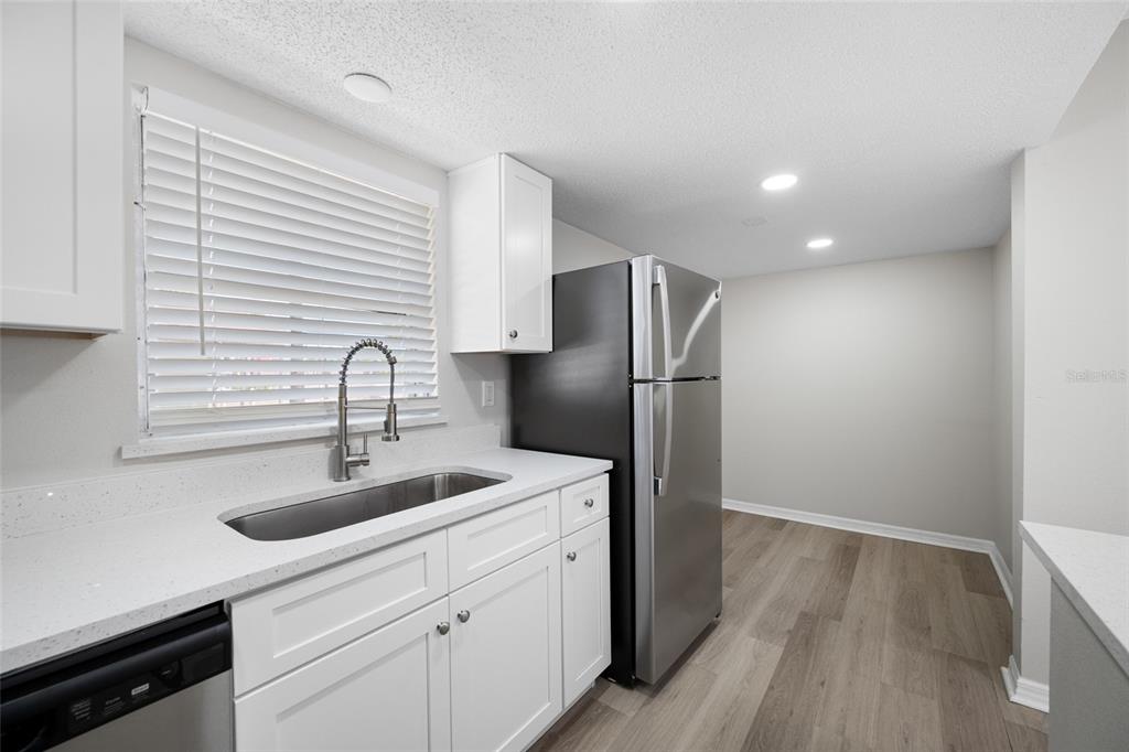 7950 Blind Pass Road, Unit 4 St. Petersburg, FL 33706 - Photo 8 of 29
