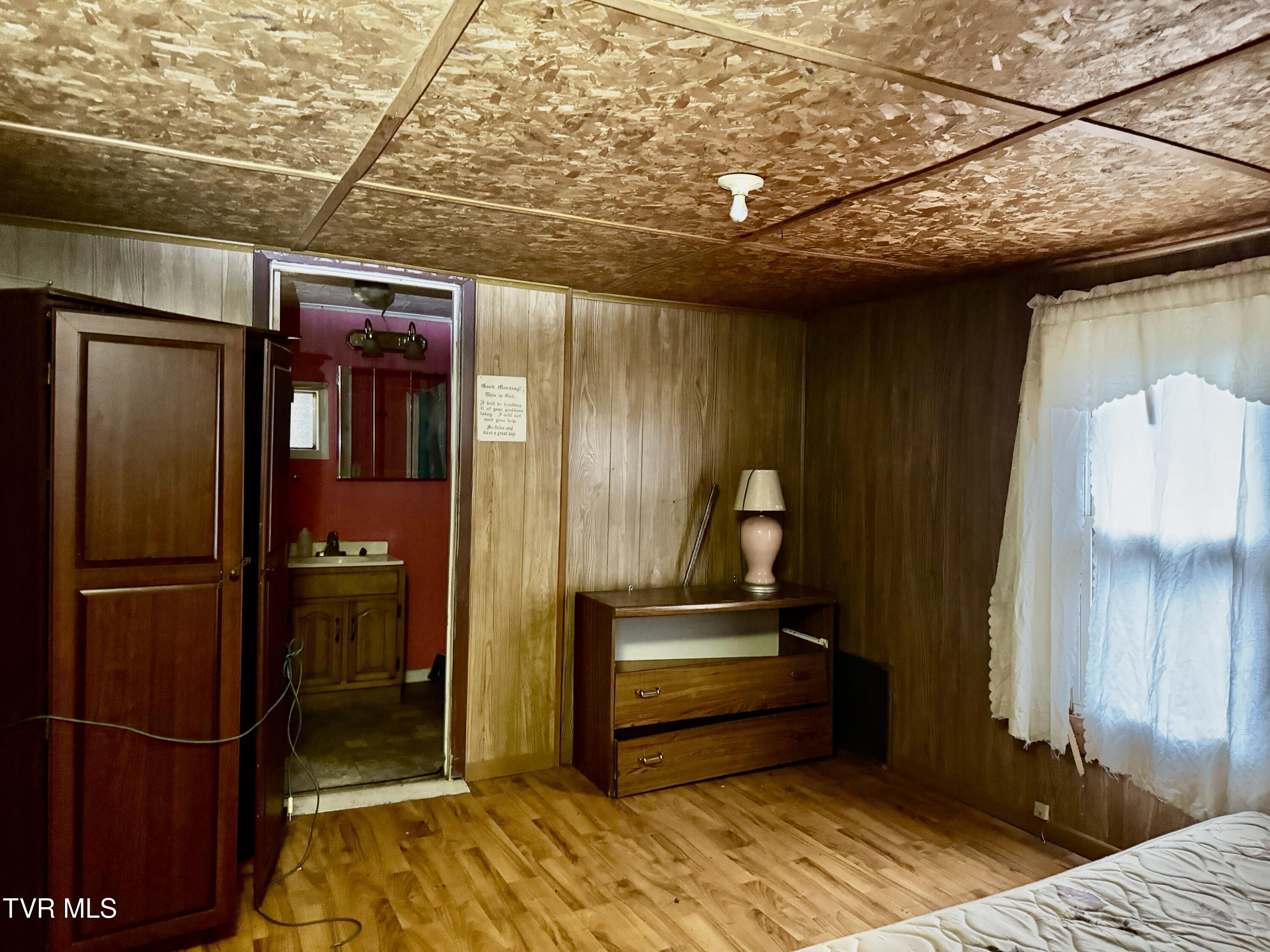 195 Hanging Tree Road Dante, VA 24237 - Photo 9 of 20 IMG_5618 3