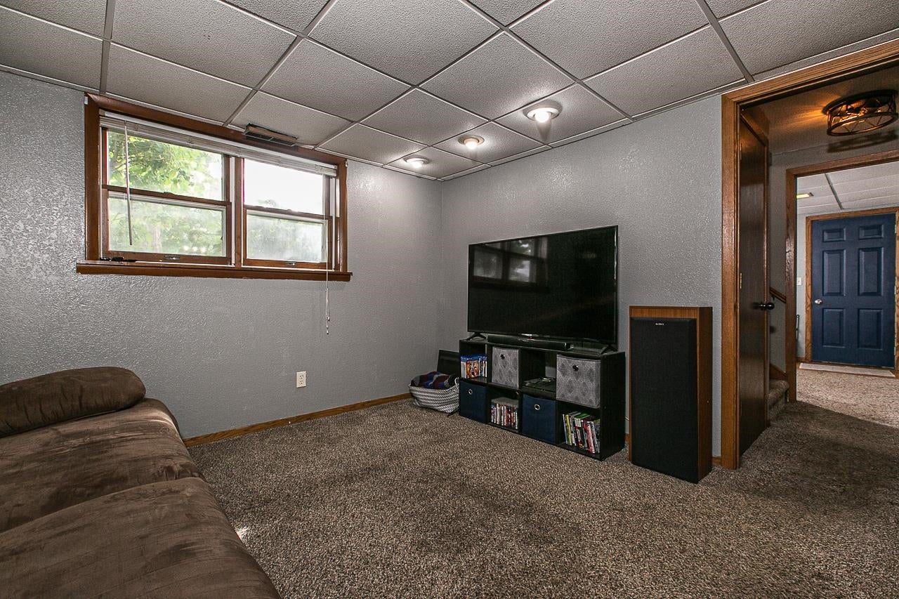2320 Springreen Drive Dubuque, IA 52002 - Photo 37 of 43 Gallery Image 37