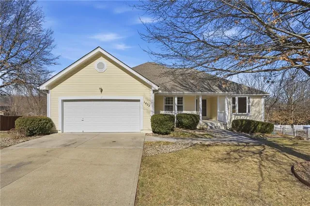 $324,900 | 1403 Redbud Avenue, Pleasant Hill, MO 64080