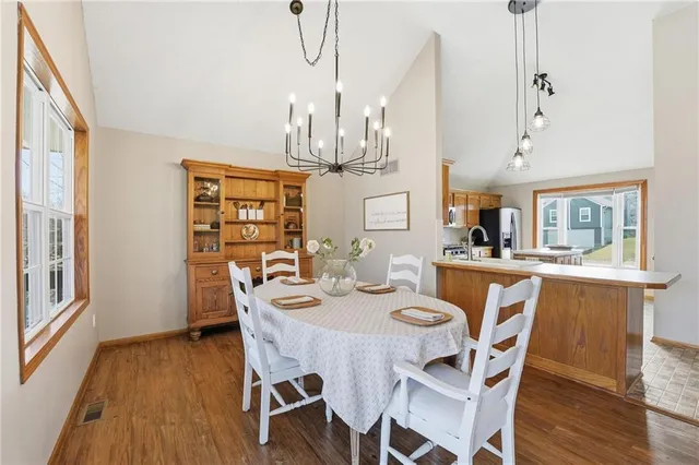 $324,900 | 1403 Redbud Avenue, Pleasant Hill, MO 64080