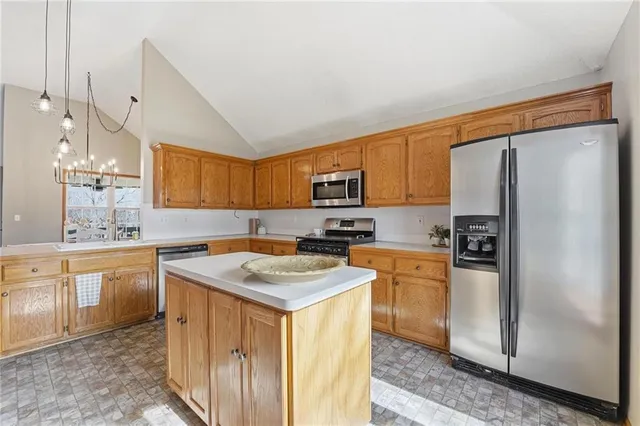 $324,900 | 1403 Redbud Avenue, Pleasant Hill, MO 64080