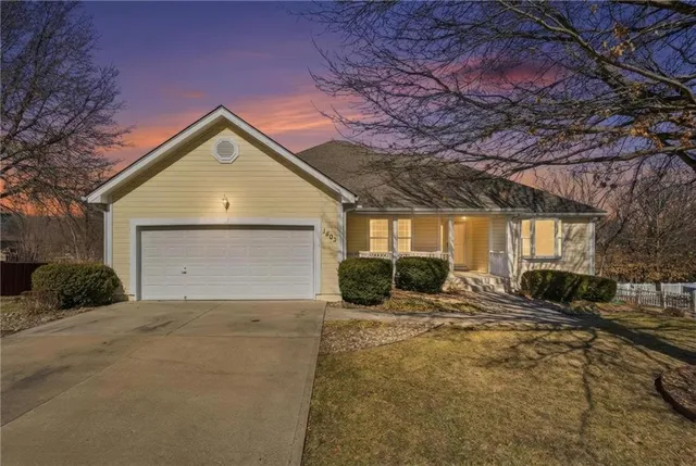 $324,900 | 1403 Redbud Avenue, Pleasant Hill, MO 64080