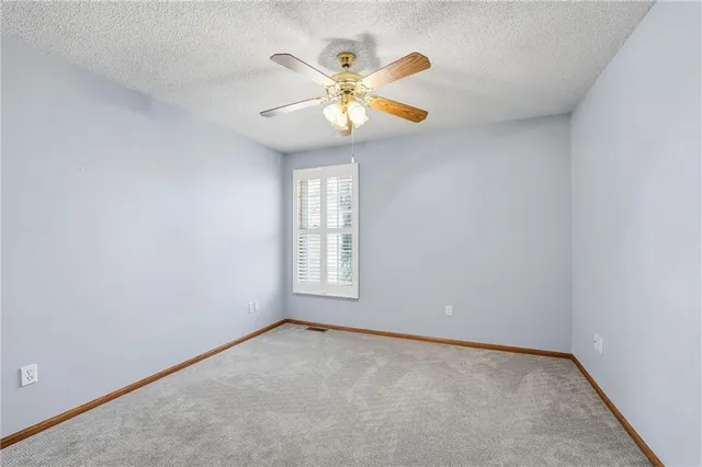 $324,900 | 1403 Redbud Avenue, Pleasant Hill, MO 64080