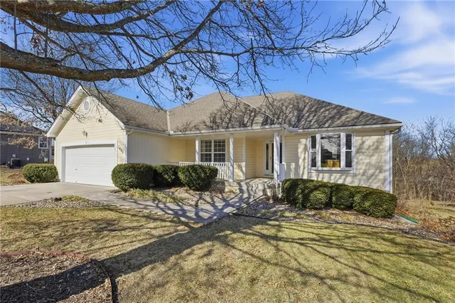 $324,900 | 1403 Redbud Avenue, Pleasant Hill, MO 64080