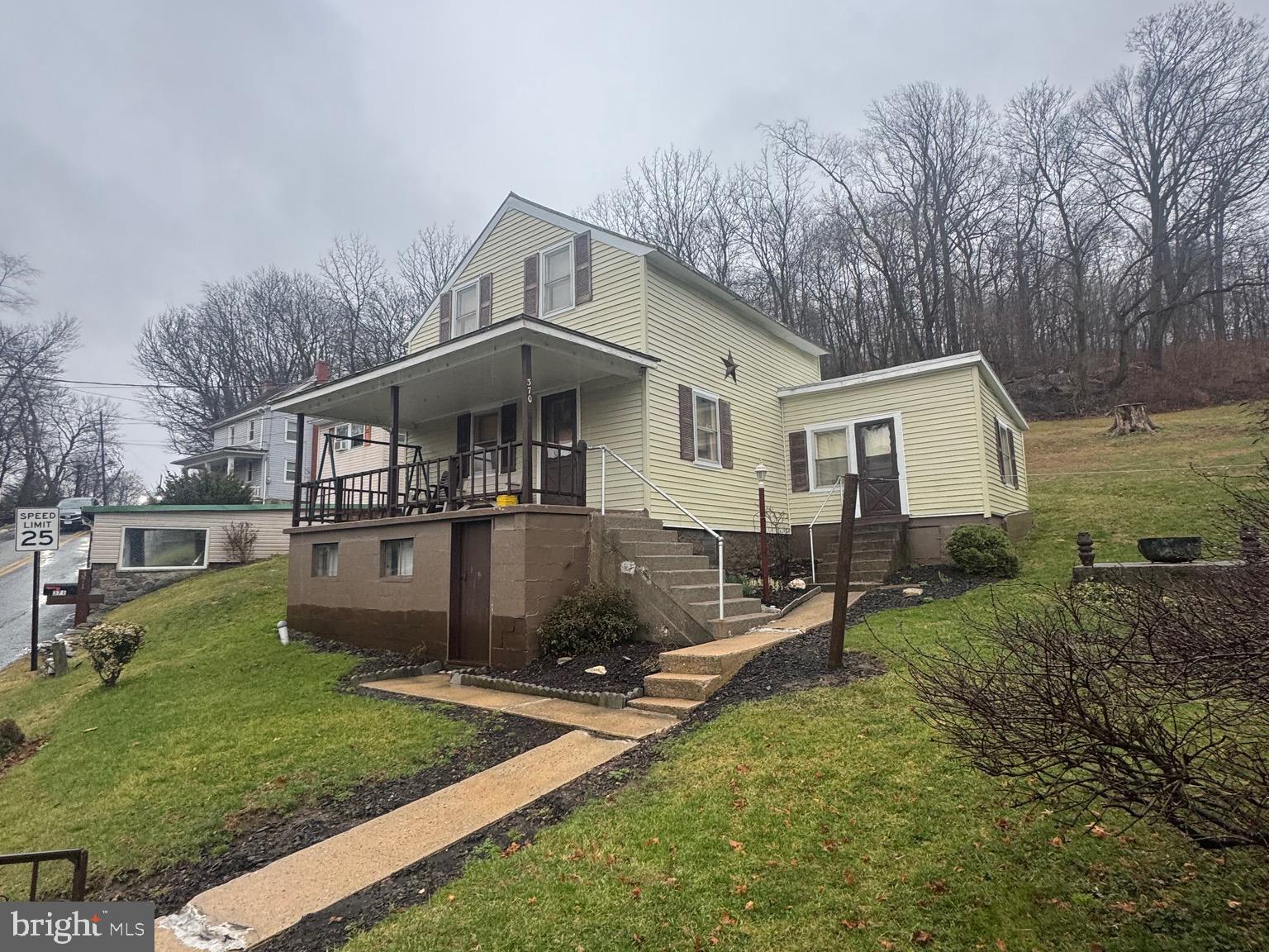 370 Rexmont Road Lebanon, PA 17042 - Photo 2 of 35 Exterior Front
