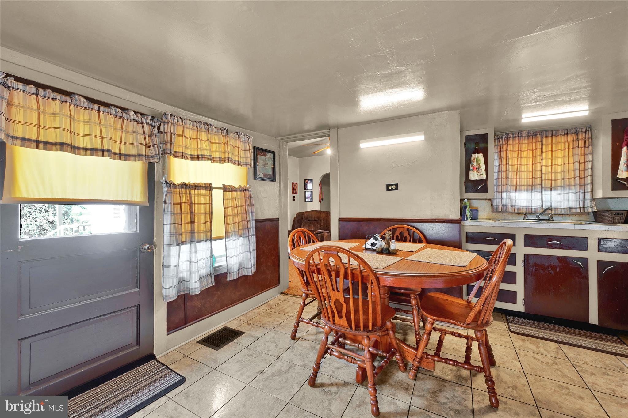 370 Rexmont Road Lebanon, PA 17042 - Photo 21 of 35 Dining Area/Kitchen