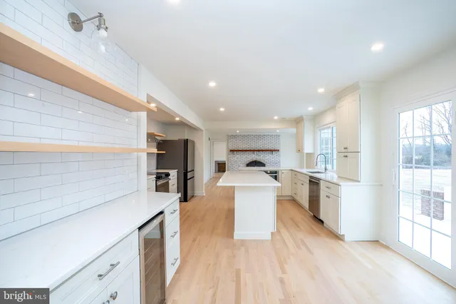 $1,699,000 | 150 Windsor Road, Hightstown, NJ 08520