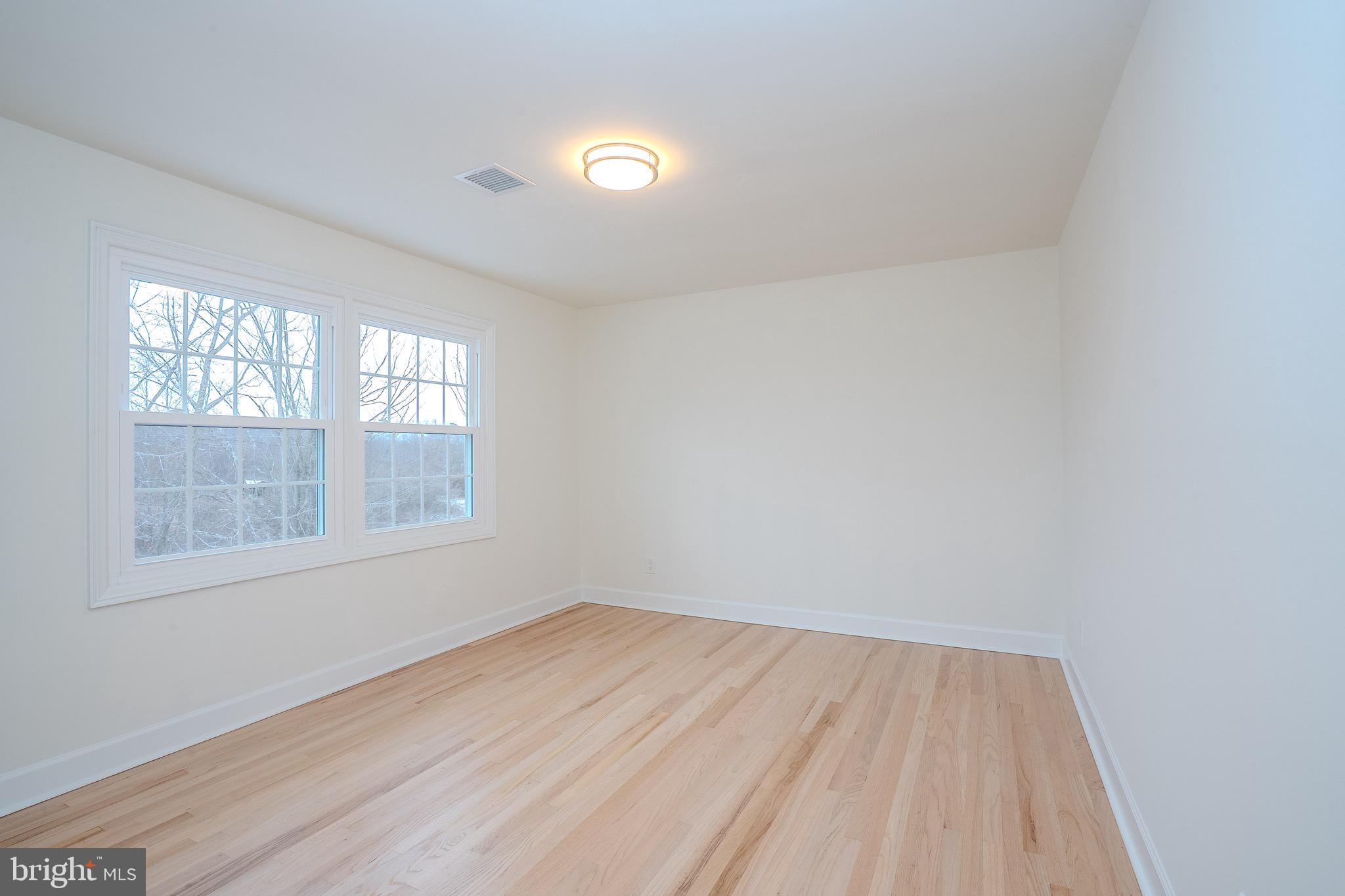 150 Windsor Road Hightstown, NJ 08520 - Photo 19 of 37