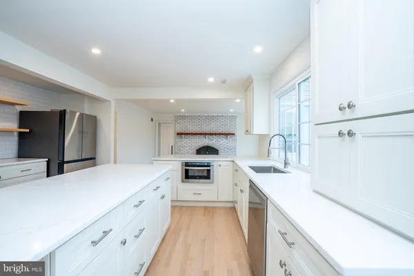 $1,250,000 | 150 Windsor Road, Robbinsville, NJ 08691