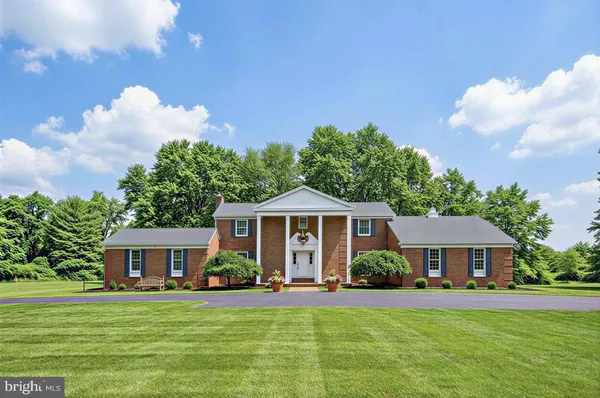 $1,250,000 | 150 Windsor Road, Robbinsville, NJ 08691