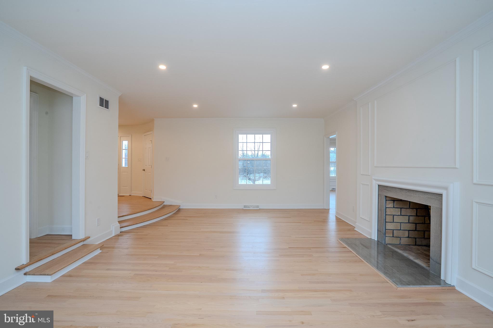 150 Windsor Road Hightstown, NJ 08520 - Photo 6 of 52