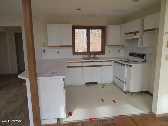 2753 Decker Road Bushkill, PA 18324 - Photo 13 of 30 IMG_0266