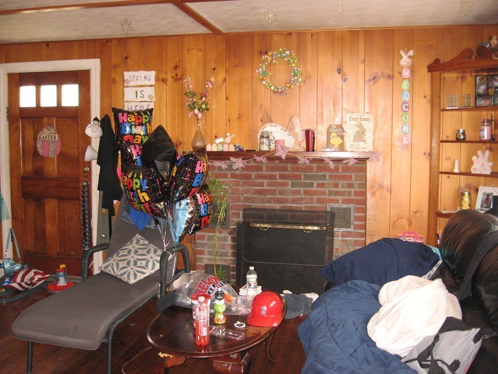 21 Wendover Road Worcester, MA 01606 - Photo 3 of 14 Gallery Image 3