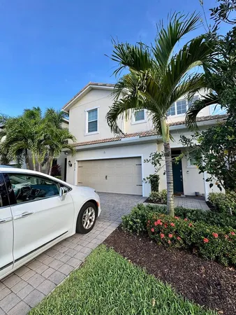 $4,600 | 4334 Ficus Street, Hollywood, FL 33021