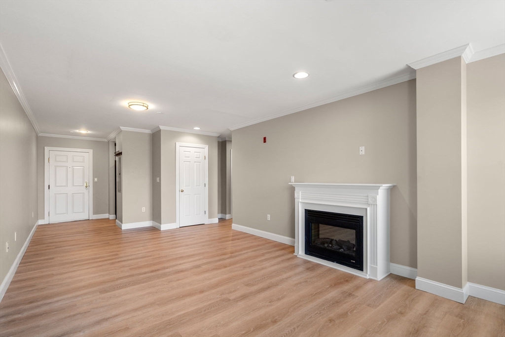 65 Chelsea Street, Unit 304 Boston, MA 02129 - Photo 7 of 22