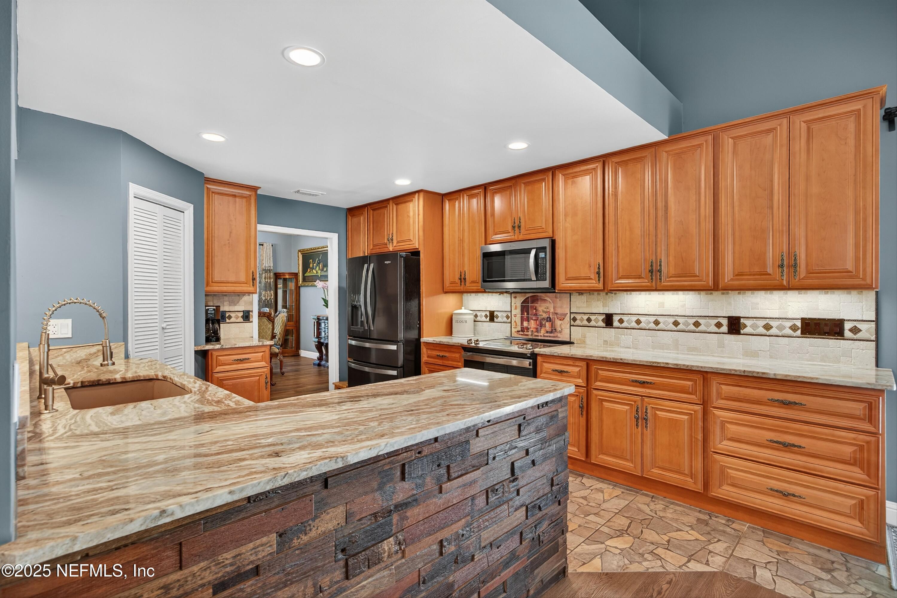 11341 V C Johnson Road Jacksonville, FL 32218 - Photo 15 of 70 17-C_R61197