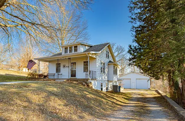 $235,000 | 11813-11815 East Scarritt Avenue, Sugar Creek, MO 64054