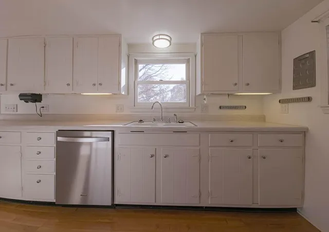 $250,000 | 11813-11815 East Scarritt Avenue, Sugar Creek, MO 64054