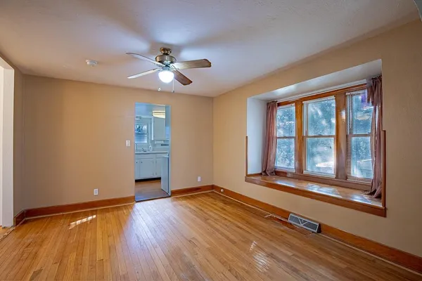 $235,000 | 11813-11815 East Scarritt Avenue, Sugar Creek, MO 64054