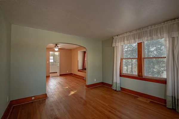 $235,000 | 11813-11815 East Scarritt Avenue, Sugar Creek, MO 64054